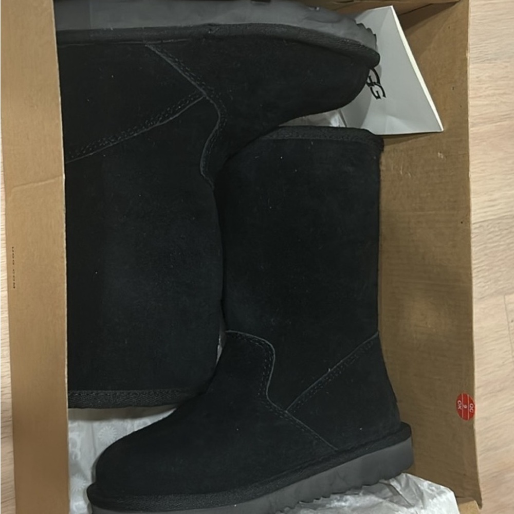 Girls Uggs